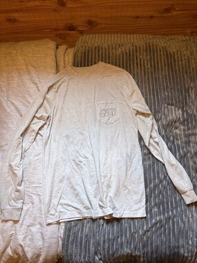 Simply Southern Women's Long Sleeve Pocket Tee - Light Gray